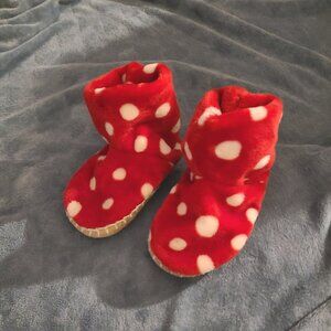 Hatley red polkadot child's ankle high slippers  Size XL/TG (1-2)